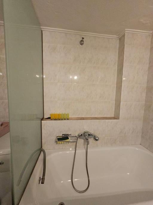 Kt Apartment Драма Екстер'єр фото